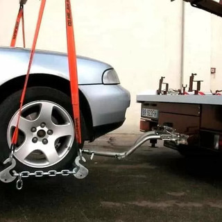 Rimosse 13 auti abbandonate per le vie della città