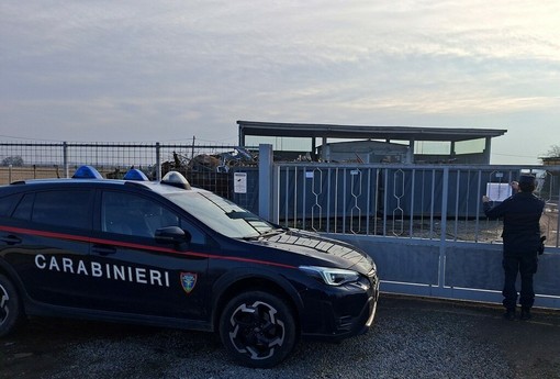 Robbio, sequestrata un’area di 200 metri cubi di rifiuti speciali Robbio, sequestrata un’area di 200 metri cubi di rifiuti speciali