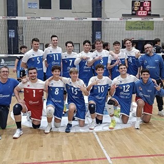 Volley, emozionante derby tra Santhià e Vercelli