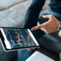 Cos'è il trading e come funziona: guida pratica per chi vuole capire i mercati finanziari nel 2026