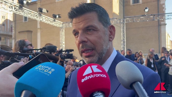 Rai, Salvo Sottile al posto di Milo Infante: "Ci siamo mandati messaggi" Rai, Salvo Sottile al posto di Milo Infante: "Ci siamo mandati messaggi"