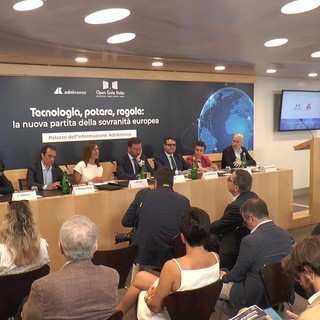 Tech, Ai: esperti, 'utile normare ma investire in sovranità per sicurezza e competitività'