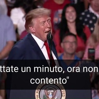 Trump scopre la 'chierica': "I capelli non ci sono, ora sono depresso" Trump scopre la 'chierica': "I capelli non ci sono, ora sono depresso"