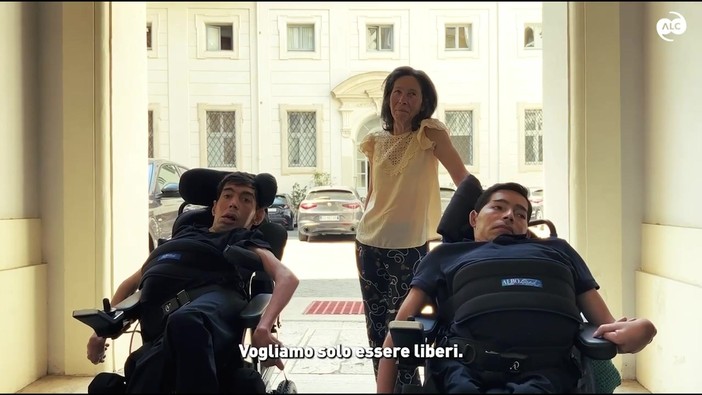 Fine vita, fratelli Gentili: "Noi affetti da Sla vogliamo la libertà di scegliere" Fine vita, fratelli Gentili: "Noi affetti da Sla vogliamo la libertà di scegliere"
