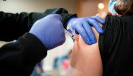 Asl Vercelli: gli orari per l'accesso diretto agli hub vaccinali
