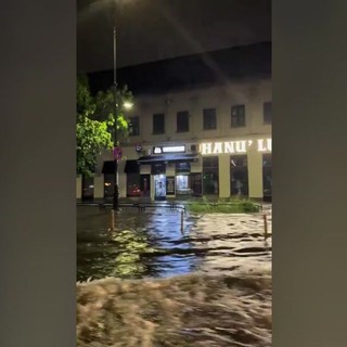 Bucarest come Venezia, le immagini dopo la tempesta in Romania Bucarest come Venezia, le immagini dopo la tempesta in Romania