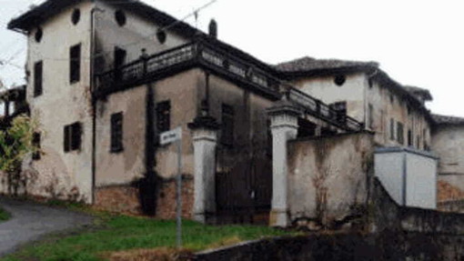 Villa Corinna di Lessona, una delle proprietà in vendita