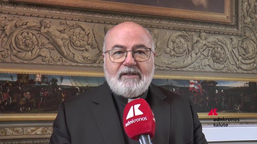 Salute: Angelelli (Cei), 'attivi per tutelare giovani da rischi social e Ai' Salute: Angelelli (Cei), 'attivi per tutelare giovani da rischi social e Ai'