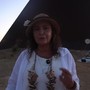 La cantautrice Aida Satta Flores al Rito della Luce a Fiumara d'arte: "Antonio Presti è un visionario"