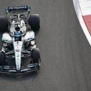Formula 1, Russell comanda terze libere Gp Abu Dhabi davanti a Norris e Verstappen. Hamilton a muro Formula 1, Russell comanda terze libere Gp Abu Dhabi davanti a Norris e Verstappen. Hamilton a muro