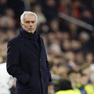 Mourinho al Real Madrid, scoppia il 'giallo': annuncio non arriva
