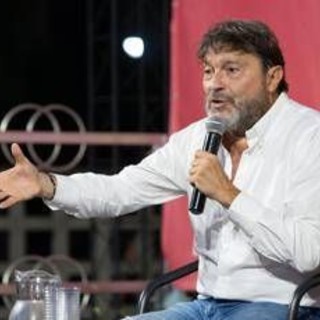 Ranucci: "Foto del bacio fra me e Maria Rosaria Boccia? Fake creato con AI" Ranucci: "Foto del bacio fra me e Maria Rosaria Boccia? Fake creato con AI"