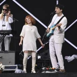 Sanremo 2026, chi sono Maria Antonietta e Colombre: la nuova coppia d'autore in gara