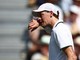 Sinner perde un set a Wimbledon e 'preoccupa': "Che gli succede?"