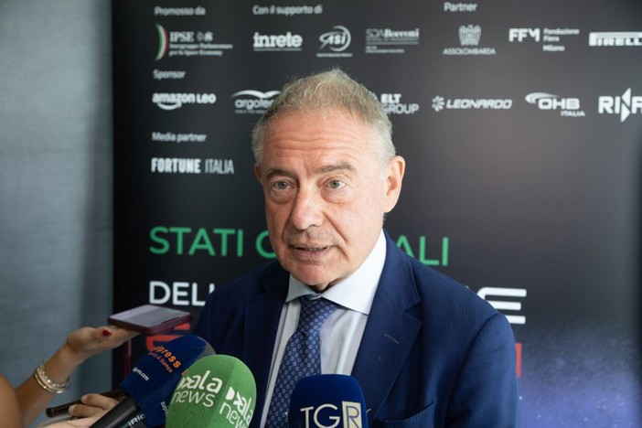 Ex Ilva, Urso “Federacciai valuta proposta. La produzione è in crescita”