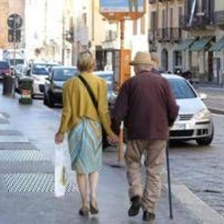 Emergenza caldo, sos anziani: "Rischio aritmie e cali pressione" Emergenza caldo, sos anziani: "Rischio aritmie e cali pressione"