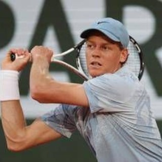 Sinner, crampi e vomito al Roland Garros? Cos'è successo con Cerundolo