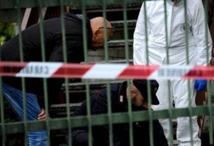 Tragedia a Corleone, madre uccide la figlia disabile e si toglie la vita Tragedia a Corleone, madre uccide la figlia disabile e si toglie la vita