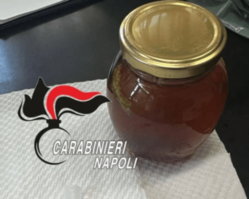 Cos'è il 'miele da sballo', l'esperta: "Thc fino al 90%, può causare psicosi e coma" Cos'è il 'miele da sballo', l'esperta: "Thc fino al 90%, può causare psicosi e coma"