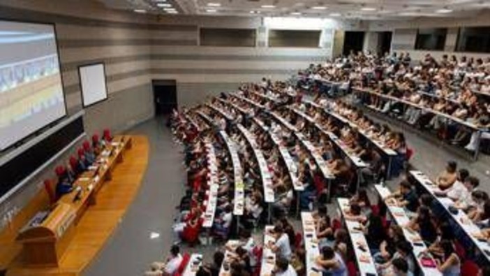 Tor Vergata, al via nuovo anno per studenti di Medicina, Odontoiatria e Veterinaria Tor Vergata, al via nuovo anno per studenti di Medicina, Odontoiatria e Veterinaria
