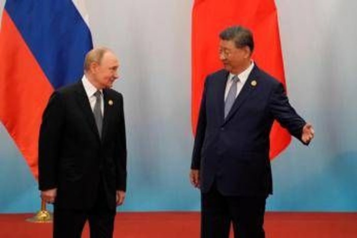 Putin a Pechino per vedere Xi: "Livello rapporti senza precedenti"