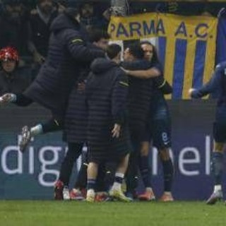 Parma-Lazio 0-1, biancocelesti la vincono in nove grazie a Noslin