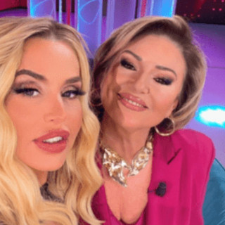 Valeria Marini, il racconto choc della mamma Gianna: "Picchiata e incinta, l'ho salvata io"