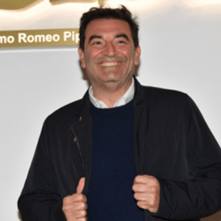 Max Giusti: "Dalla tv al teatro, è il periodo più bello della mia carriera" Max Giusti: "Dalla tv al teatro, è il periodo più bello della mia carriera"