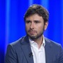 Di Battista ricoverato a Cuba, le reazioni. Da Crosetto a Mannoia: "Forza Ale"