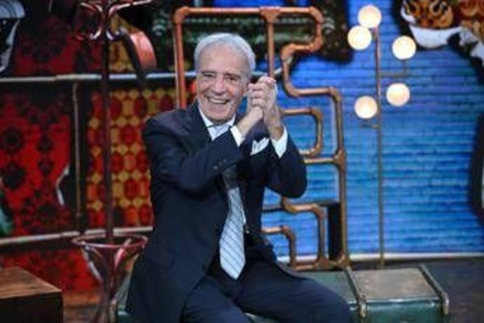 Montesano e la presunta lite con Proietti: "Leggenda metropolitana" Montesano e la presunta lite con Proietti: "Leggenda metropolitana"