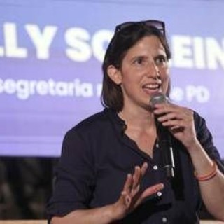 Schlein: "Video mio con Vannacci è un fake, rilancio appello per uso responsabile intelligenza artificiale" Schlein: "Video mio con Vannacci è un fake, rilancio appello per uso responsabile intelligenza artificiale"