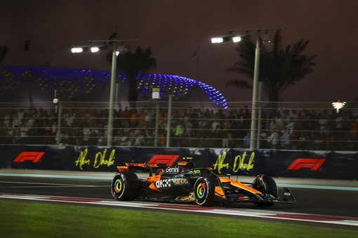 Ad Abu Dhabi vince Verstappen, ma Norris è campione del mondo Ad Abu Dhabi vince Verstappen, ma Norris è campione del mondo