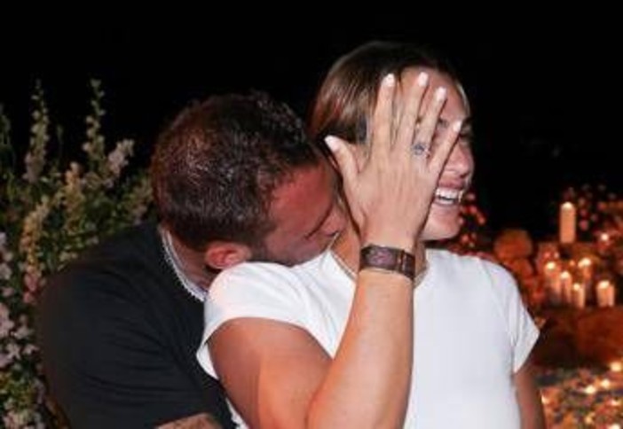 Sabalenka show a Indian Wells: passa il turno e sfoggia l'anello di fidanzamento da un milione di dollari