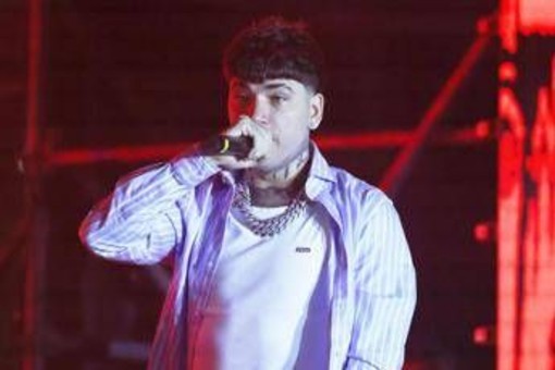 Shiva di nuovo papà, mistero sulla mamma. L'ex compagna: &quot;Non fatemi domande&quot;