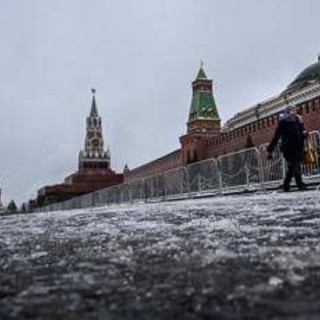Ucraina, Ue amplia lista sanzioni Russia: colpiti anche gli influencer di Putin Ucraina, Ue amplia lista sanzioni Russia: colpiti anche gli influencer di Putin