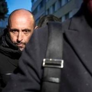 Crans-Montana, Italia richiama ambasciatore a Berna. Palazzo Chigi: "Indignati per scarcerazione Moretti"