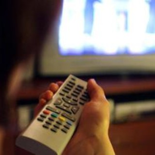 Ascolti martedì 4 agosto, 'Volevo un figlio maschio' su Canale5 vince in prime time Ascolti martedì 4 agosto, 'Volevo un figlio maschio' su Canale5 vince in prime time