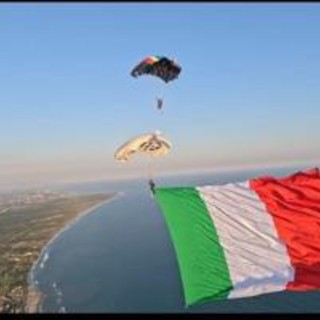 Paracadutismo, Carabinieri conquistano titolo italiano per precisione in atterraggio a squadre, all'Esercito tre titoli individuali