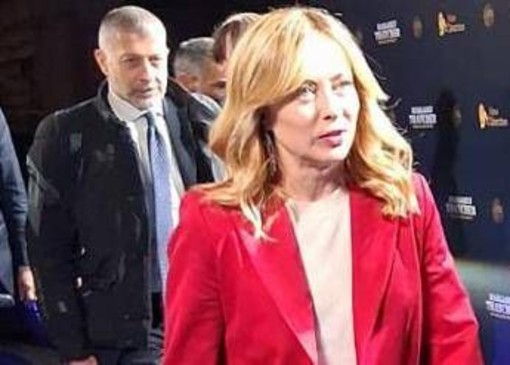 Meloni riceve il premio Thatcher: &quot;Io un soldato al servizio di un'idea&quot;