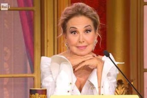 Ballando, Fialdini-Ventura puntano il dito contro Barbara d'Urso, lei sbotta: "Siete ossessionati da me" Ballando, Fialdini-Ventura puntano il dito contro Barbara d'Urso, lei sbotta: "Siete ossessionati da me"