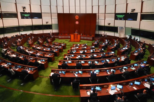 Hong Kong, la crescita fa leva su innovazione e mercato finanziario solido Hong Kong, la crescita fa leva su innovazione e mercato finanziario solido