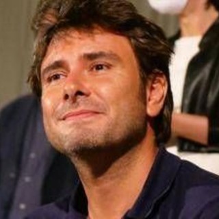 Di Battista sui social ringrazia Scanzi dopo il falso annuncio della morte: "Speriamo bene"