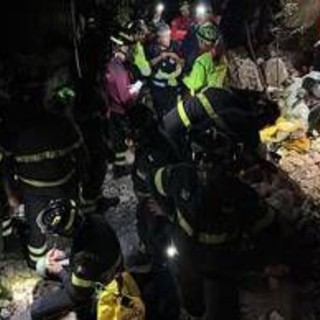Speleologo bloccato in una grotta nel Nuorese, proseguono operazioni di salvataggio
