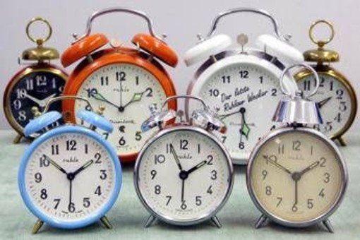 Ora solare, un piccolo jet lag per l'organismo: orologio biologico da riadattare Ora solare, un piccolo jet lag per l'organismo: orologio biologico da riadattare