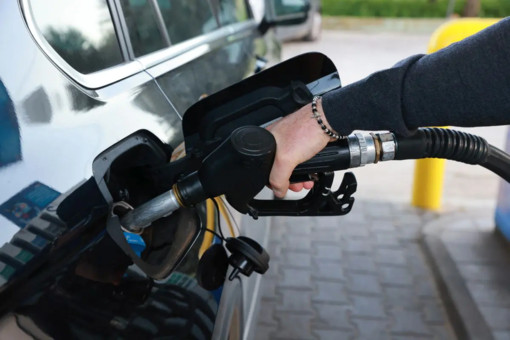 Carburanti, Mimit “Quasi il 60% dei distributori ha ridotto i prezzi” Carburanti, Mimit “Quasi il 60% dei distributori ha ridotto i prezzi”