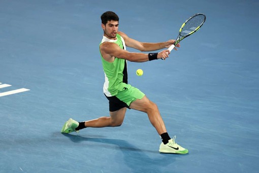 Alcaraz e Sabalenka conquistano il pass per le semifinali all’Australian Open Alcaraz e Sabalenka conquistano il pass per le semifinali all’Australian Open
