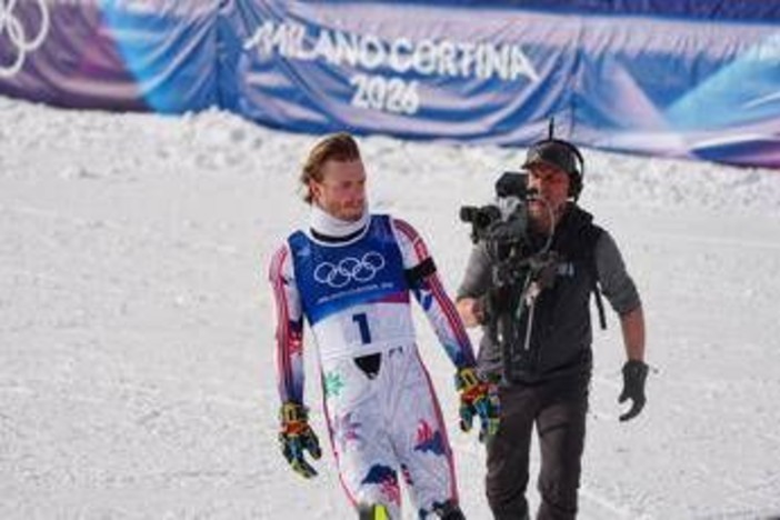 Milano Cortina, il messaggio di McGrath dopo l'oro sfumato: "Ogni tanto fa bene passeggiare nel bosco" Milano Cortina, il messaggio di McGrath dopo l'oro sfumato: "Ogni tanto fa bene passeggiare nel bosco"