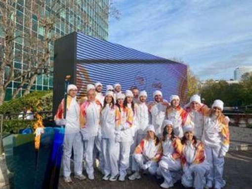 Milano-Cortina: emozione a palazzo Mattei a Roma per passaggio Fiamma olimpica