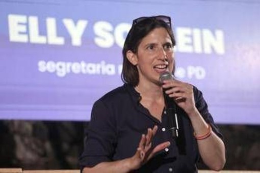 Schlein attacca Meloni: "Provoca Mattarella, totale mancanza di senso dello Stato" Schlein attacca Meloni: "Provoca Mattarella, totale mancanza di senso dello Stato"