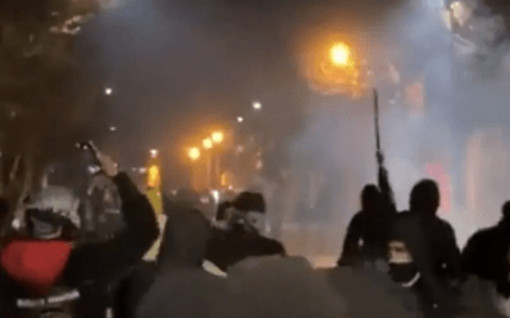 Iran, Teheran attacca: "Stati Uniti coinvolti nei disordini". Usa: "Accuse deliranti" Iran, Teheran attacca: "Stati Uniti coinvolti nei disordini". Usa: "Accuse deliranti"